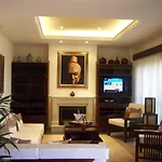 The Heights Boutique 4*