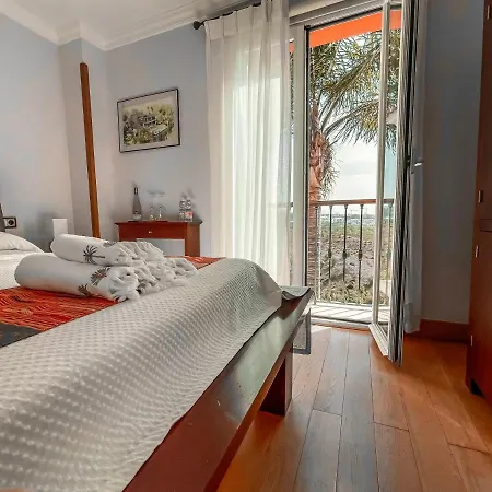 מלון The Heights Boutique 4*
