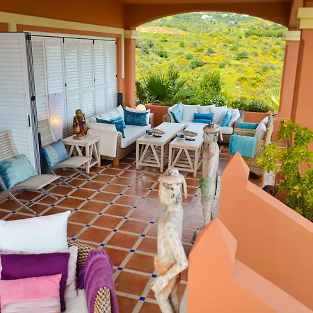 The Heights Boutique 4*