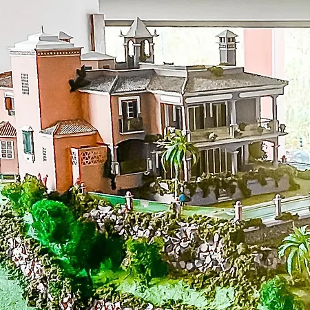 The Heights Boutique 4* Μαρμπέλλα