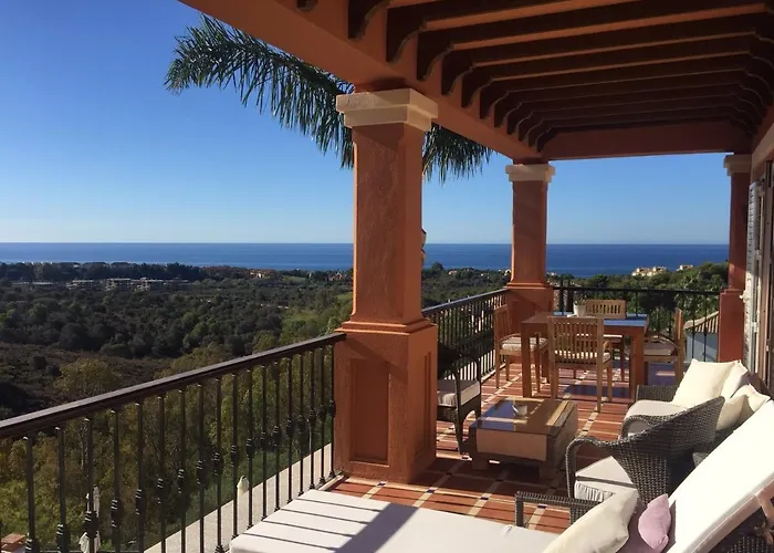 Готель The Heights Boutique