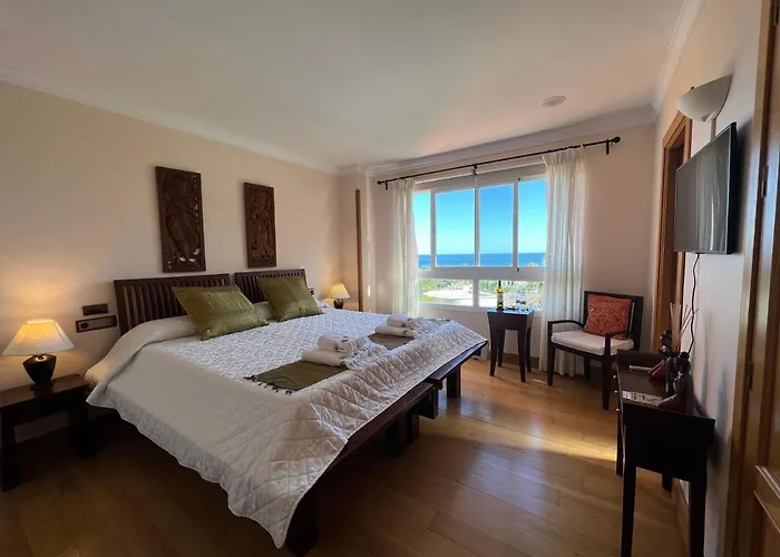 The Heights Boutique Готель 4*
